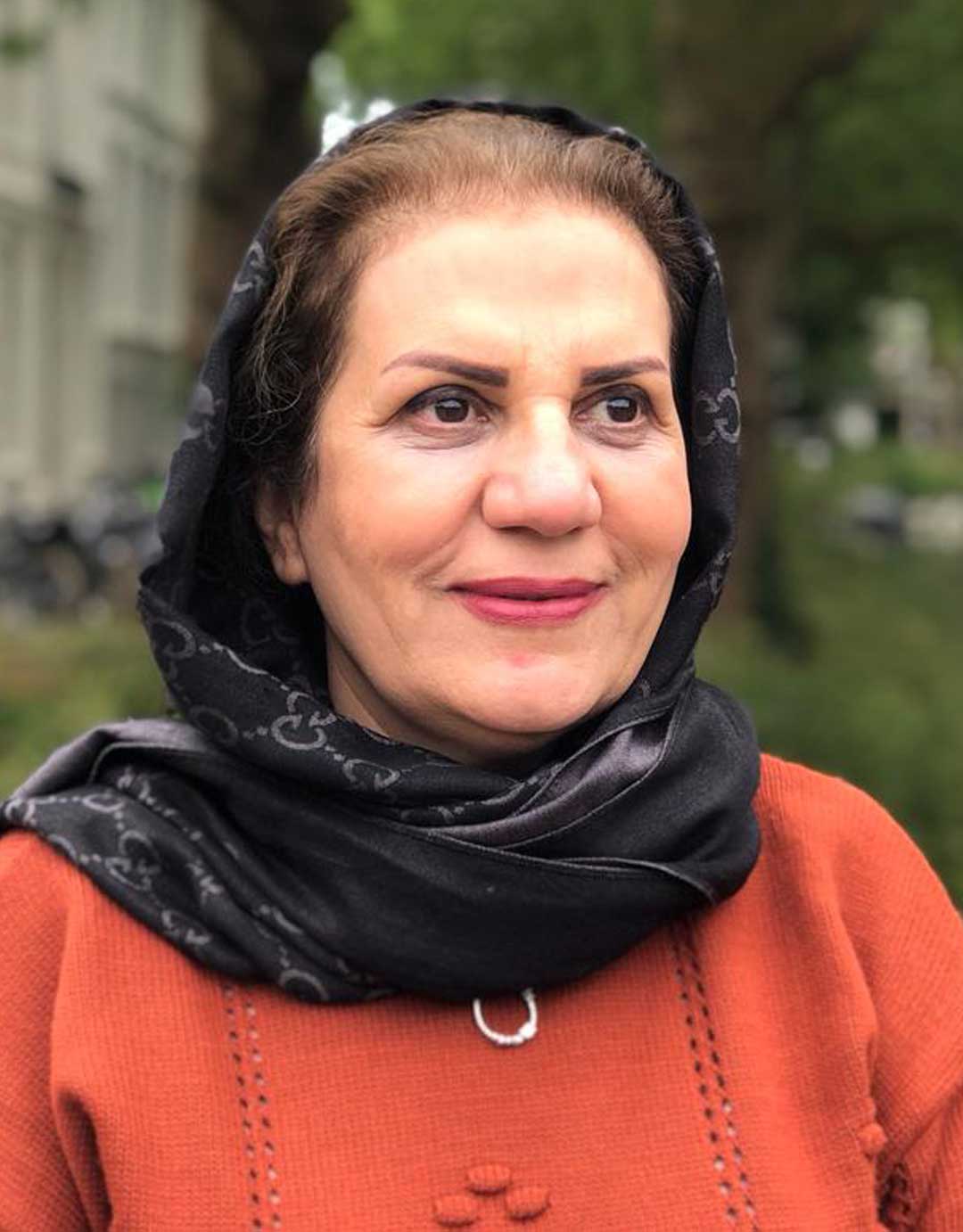فیروزه روستا